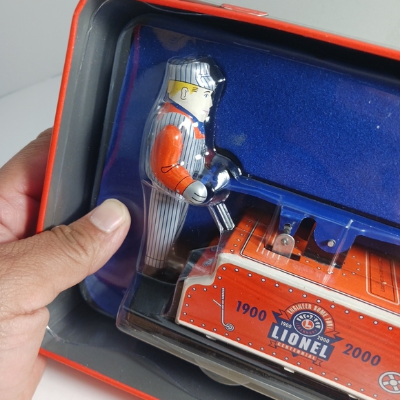 Lionel Trains Centennial 1900-2000 Schylling Railroad Hand Car w Key Tin Toy - Picture 3 of 7